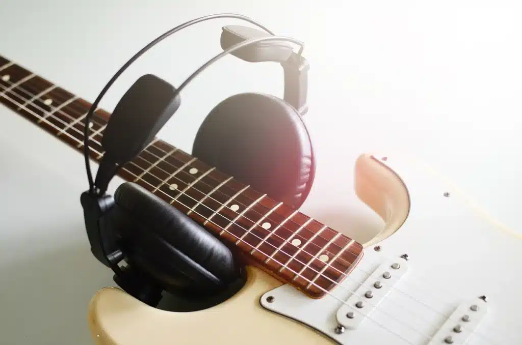 Minister of Law Regulation 27/2025: New Rules on Music Royalties and Key Differences from Minister of Law and Human Rights Regulation 9/2022 